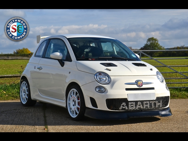 Main photograph for Abarth 500 Assetto Corsa