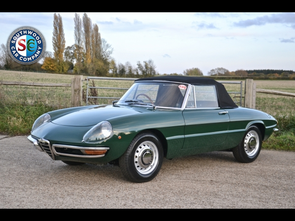 Main photograph for Alfa Romeo 1750 Veloce Spider RHD