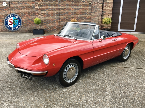 Main photograph for Alfa Romeo Junior Spider Round-Tail RHD